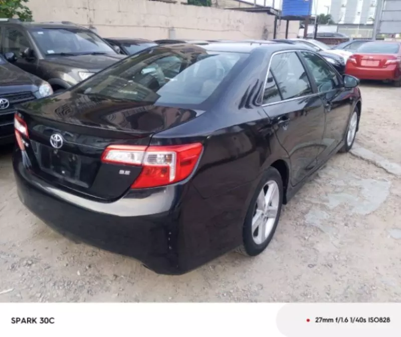 Toyota Camry   - 2012