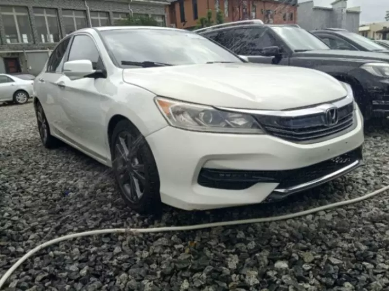 Honda Accord   - 2014