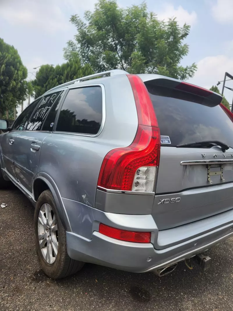 Volvo XC90   - 2014