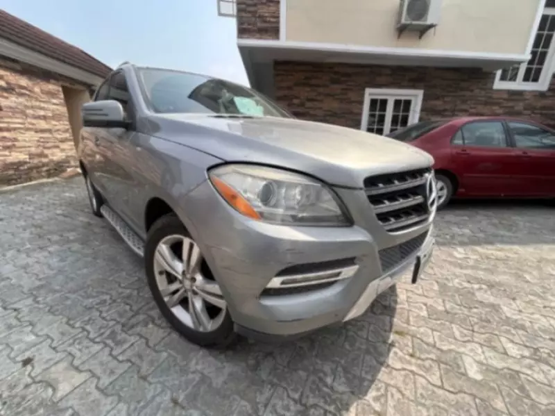 Mercedes-Benz ML 350 - 2012