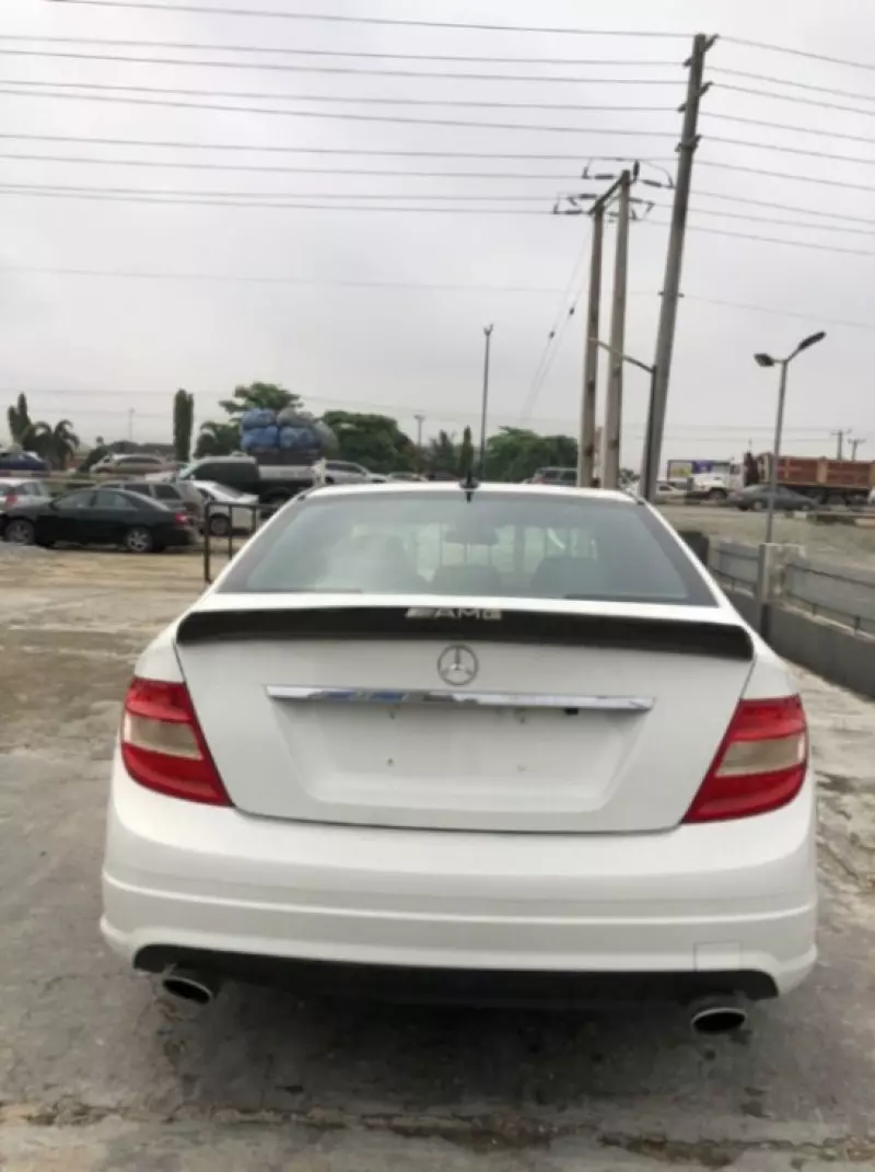 Mercedes-Benz C 350
