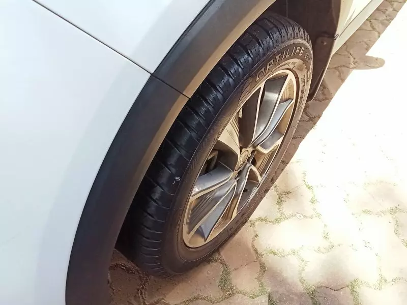 Hyundai TUCSON 2,0L BVM 4x2 GL   - 2017
