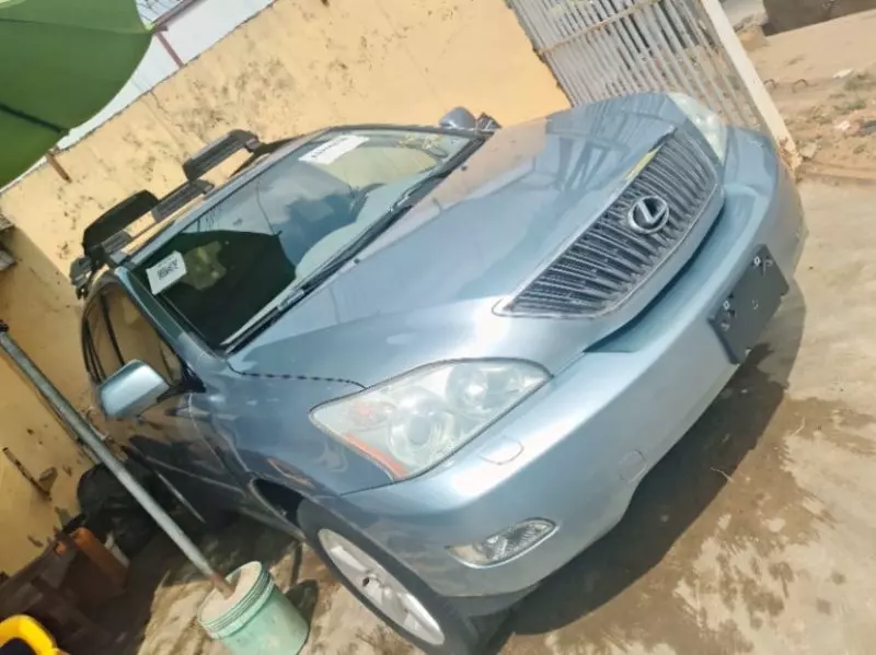 Lexus RX 330