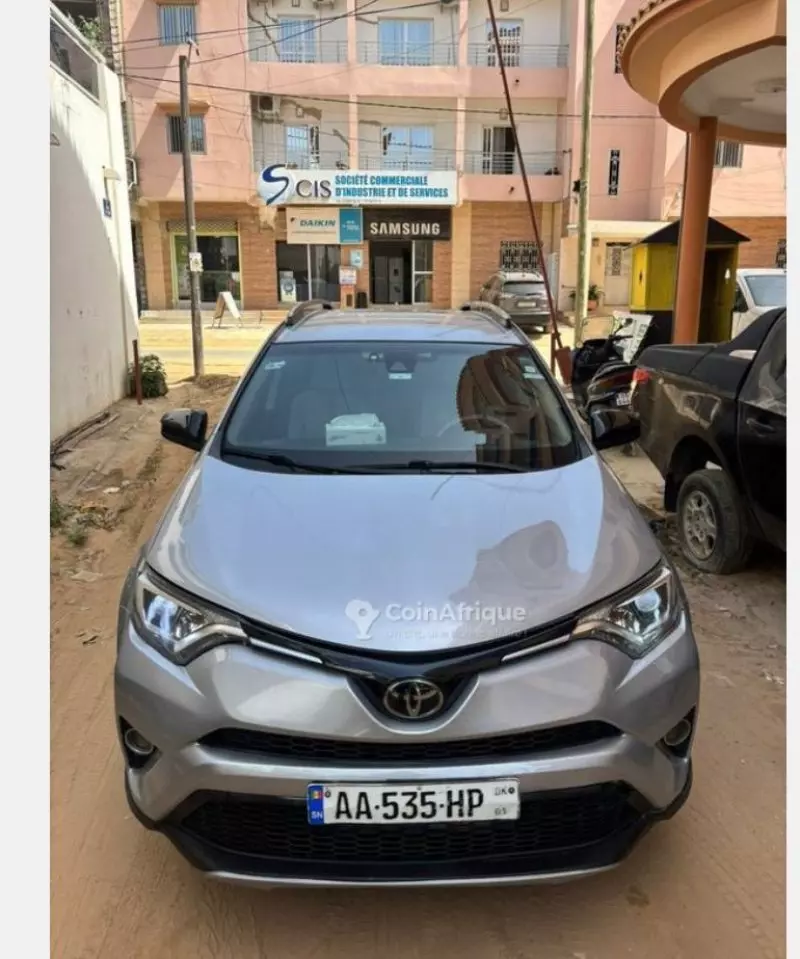 Toyota RAV 4   - 2017