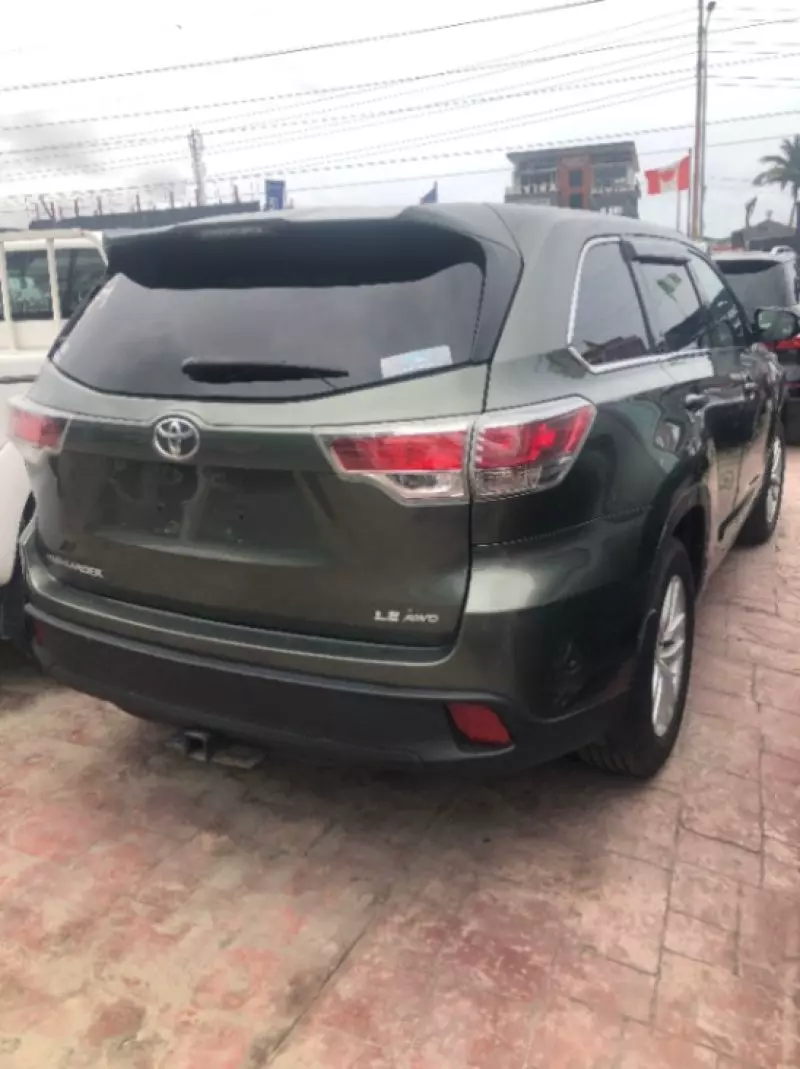 Toyota Highlander   - 2009