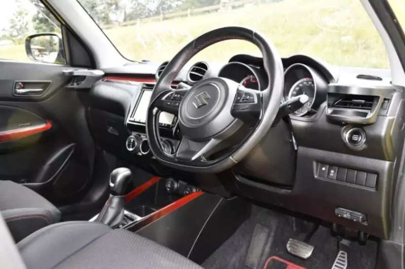 SUZUKI Swift   - 2018