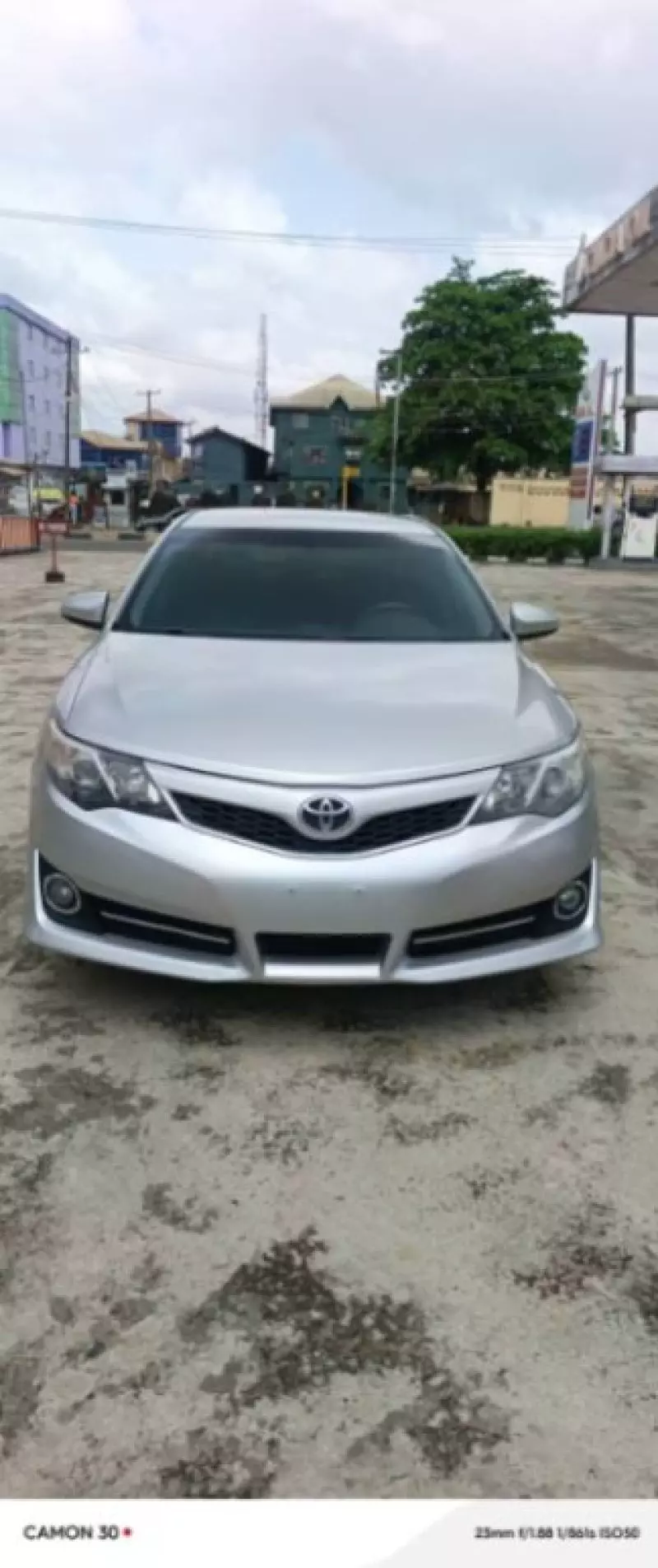 Toyota Camry   - 2014