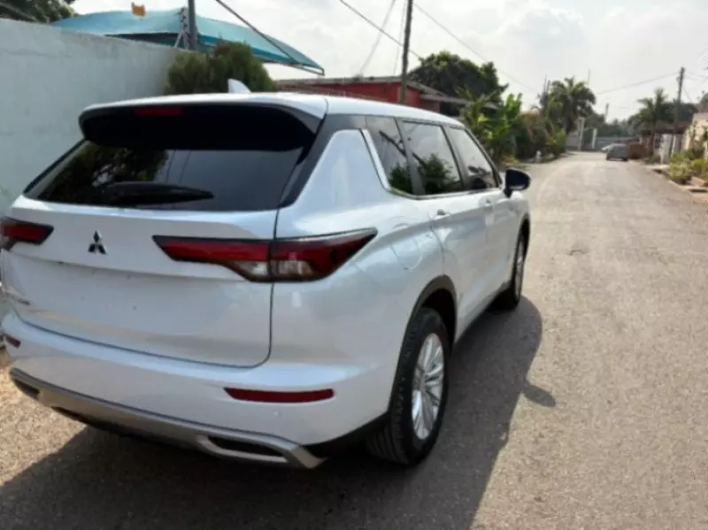 Mitsubishi New Outlander