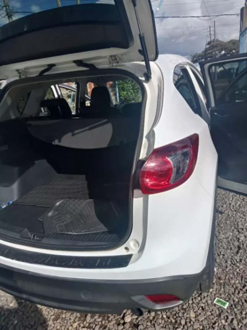 Mazda 121   - 2012