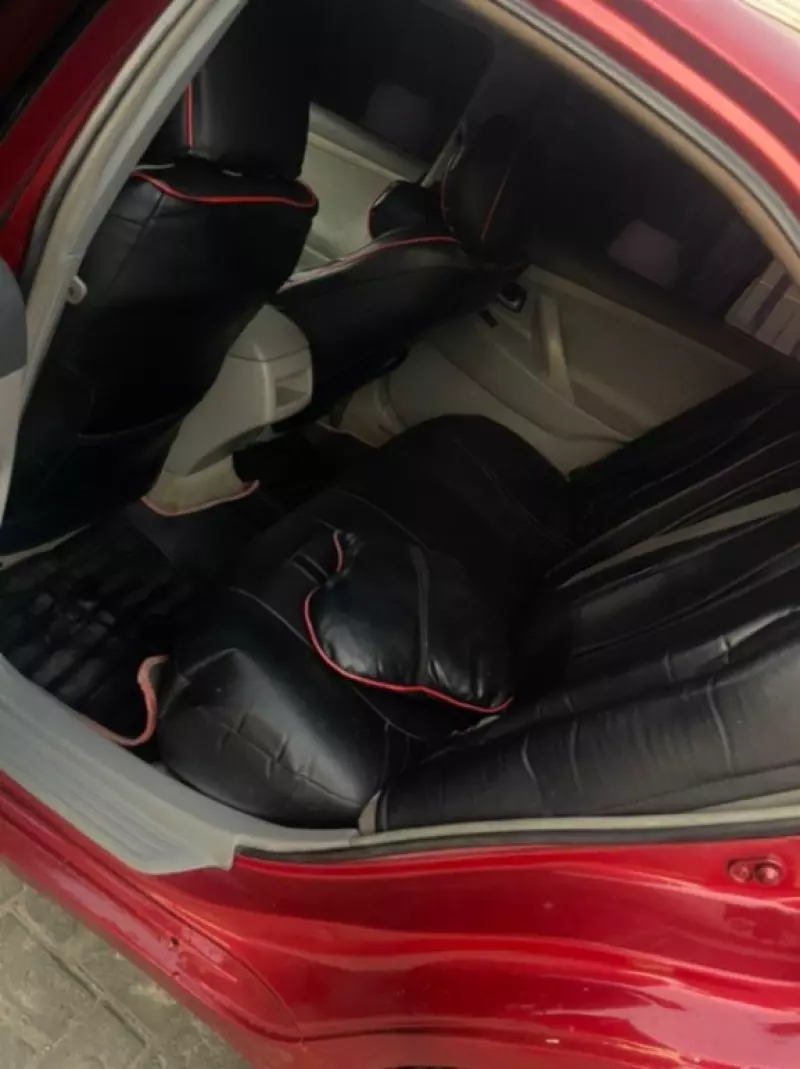 Toyota Camry   - 2012