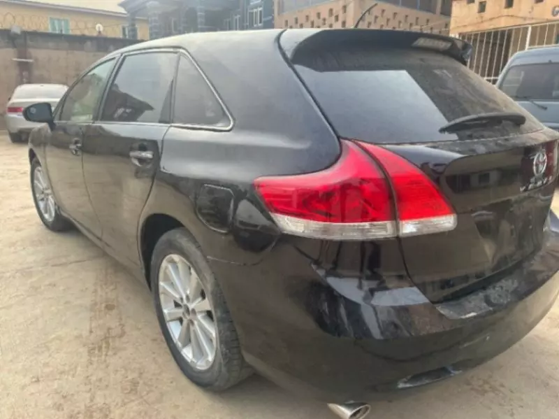 Toyota Venza   - 2013