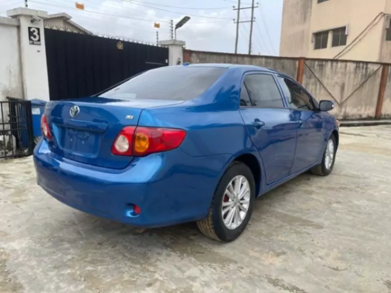 Toyota Corolla   - 2008