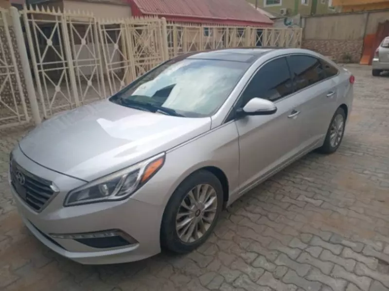 Hyundai Sonata - 2015