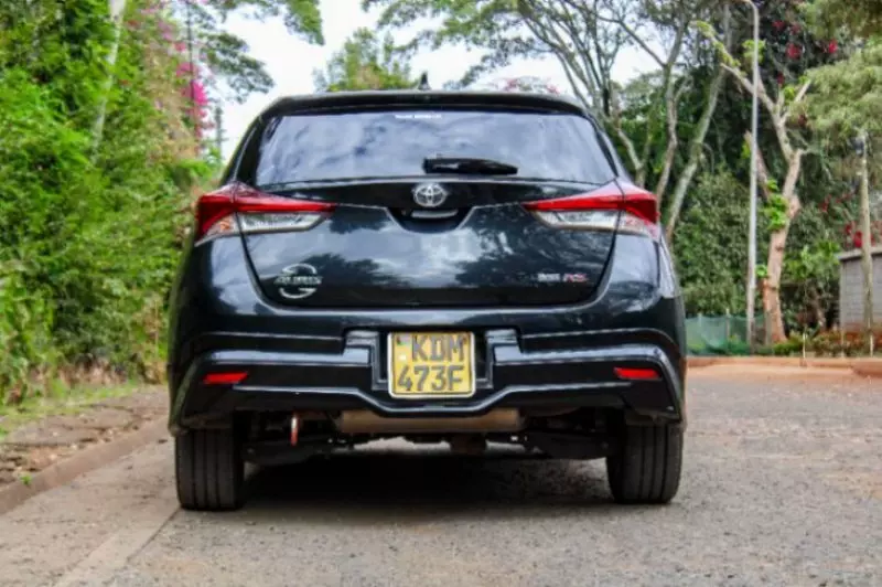 Toyota Auris   - 2016