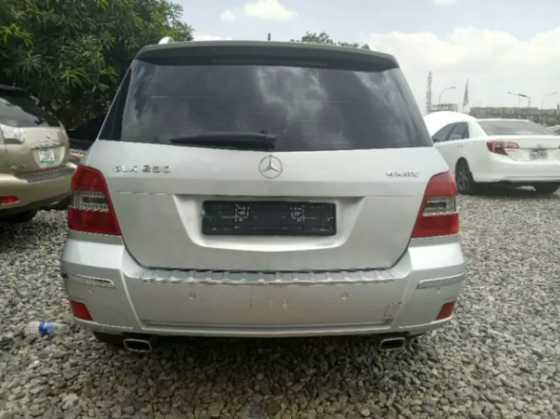 Mercedes-Benz GLK 350   - 2009
