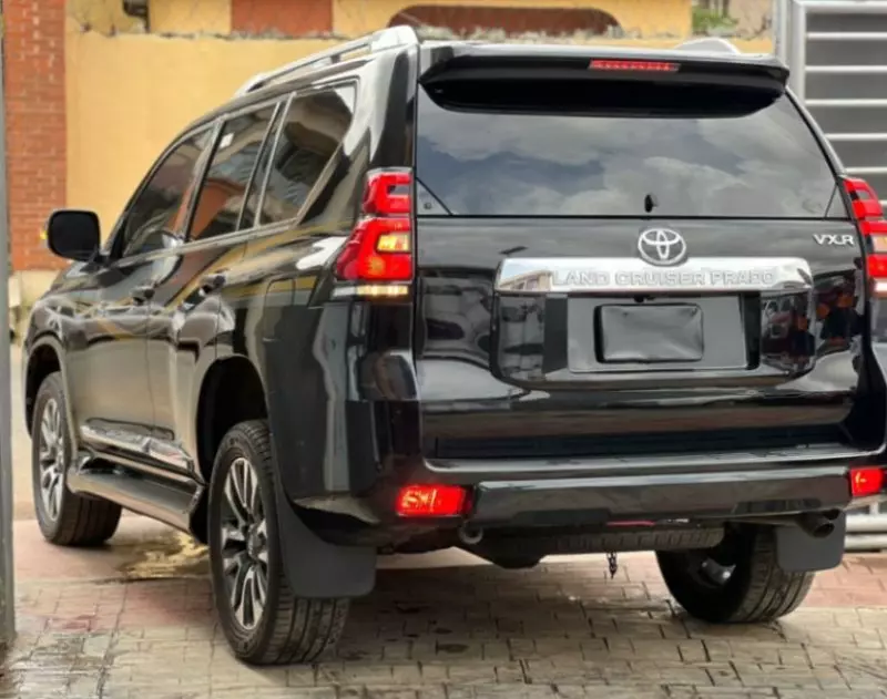 Toyota Landcruiser 300 VXR   - 2023