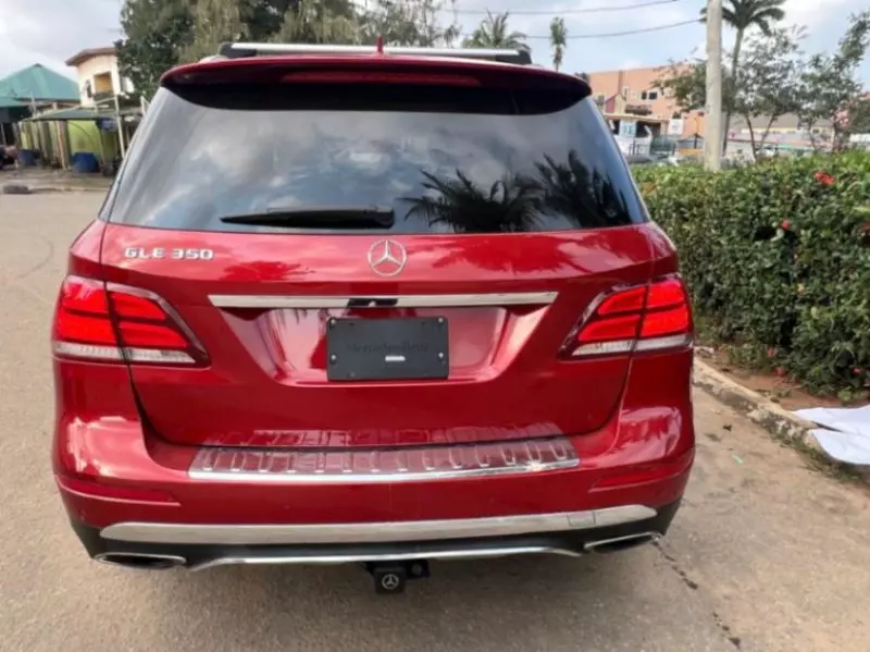 Mercedes-Benz GLE-Class   - 2017