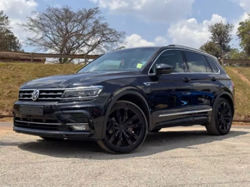 Volkswagen Tiguan   - 2018
