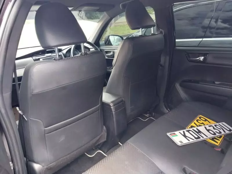 Toyota Fielder    - 2016