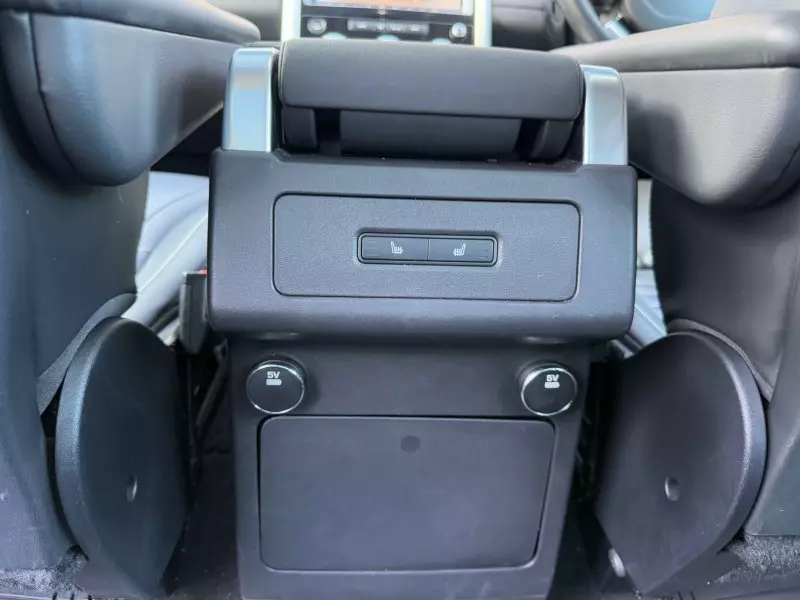 Land Rover Discovery   - 2017