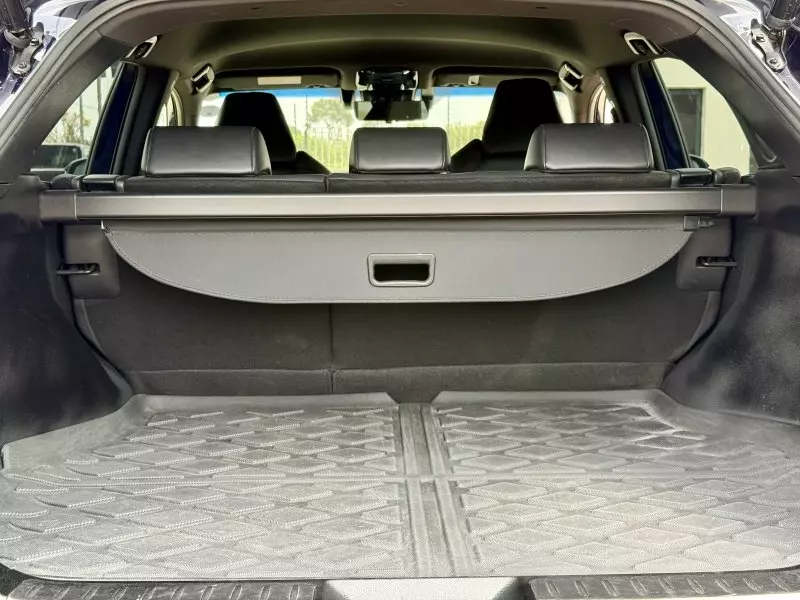 Toyota Harrier   - 2020