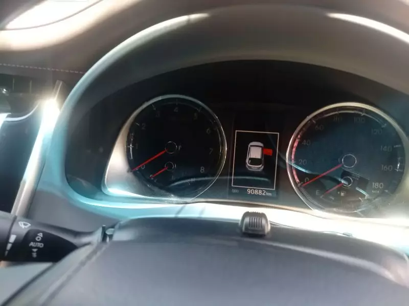 Toyota Harrier   - 2016