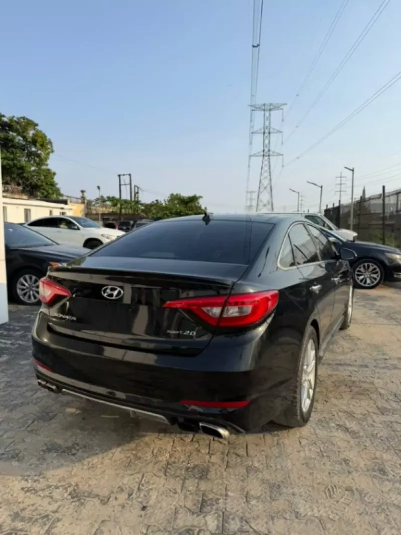 Hyundai Sonata - 2015