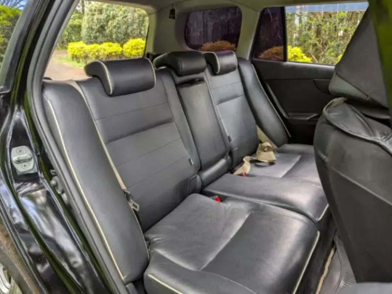 Toyota Fielder    - 2011