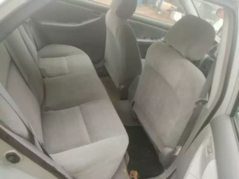 Toyota corolla   - 2004