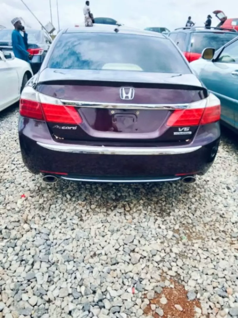 Honda Accord   - 2015