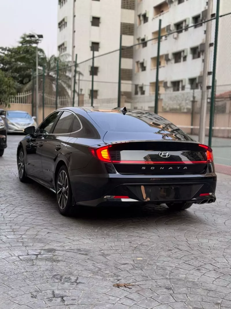 Hyundai Sonata   - 2020