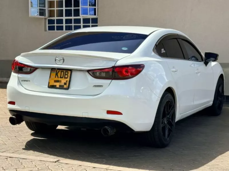 Mazda Atenza    - 2014