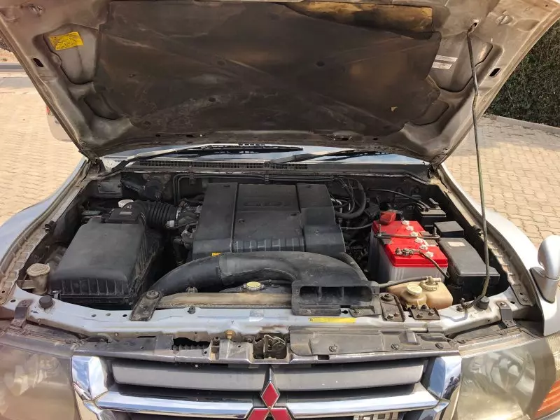 Mitsubishi Pajero   - 2012