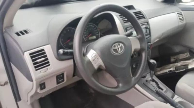 Toyota Corolla   - 2013