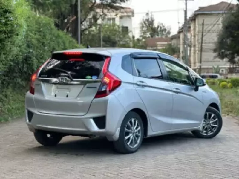 Honda Fit   - 2017