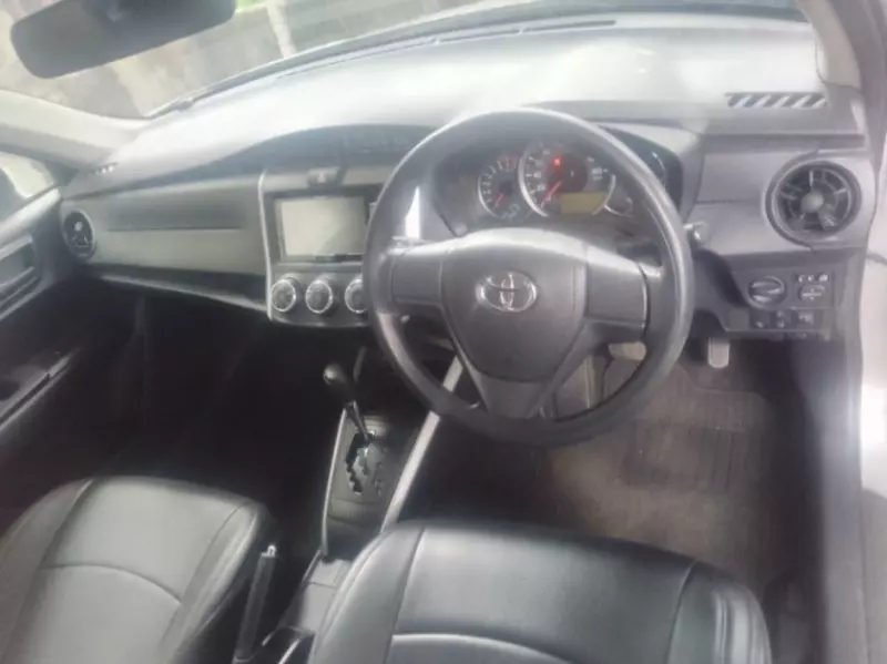 Toyota Vitz   - 2016