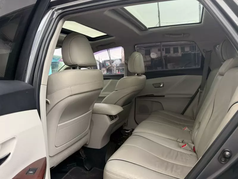 Toyota Venza   - 2010