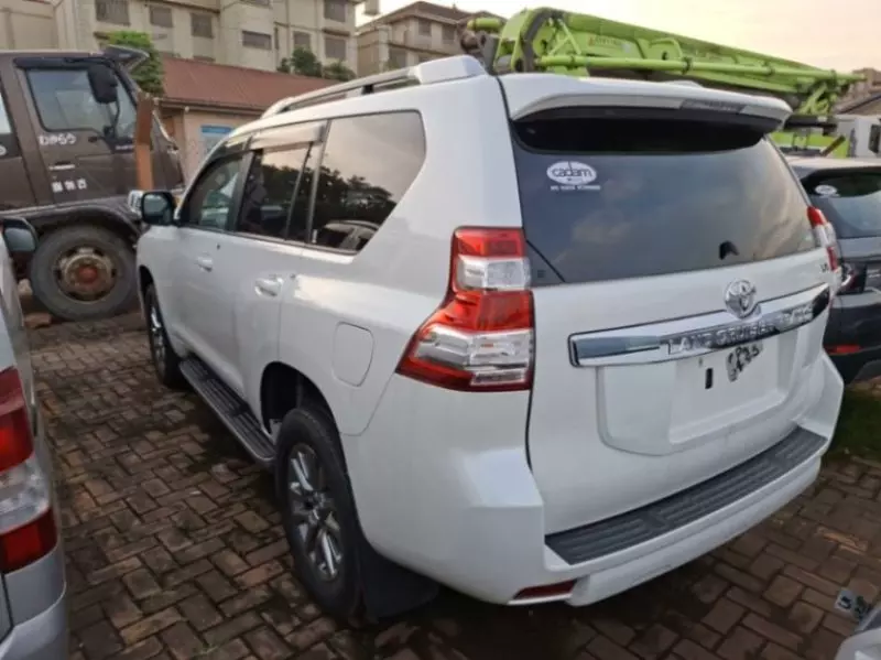 Toyota Landcruiser prado TX   - 2017