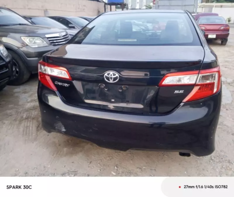 Toyota Camry   - 2012