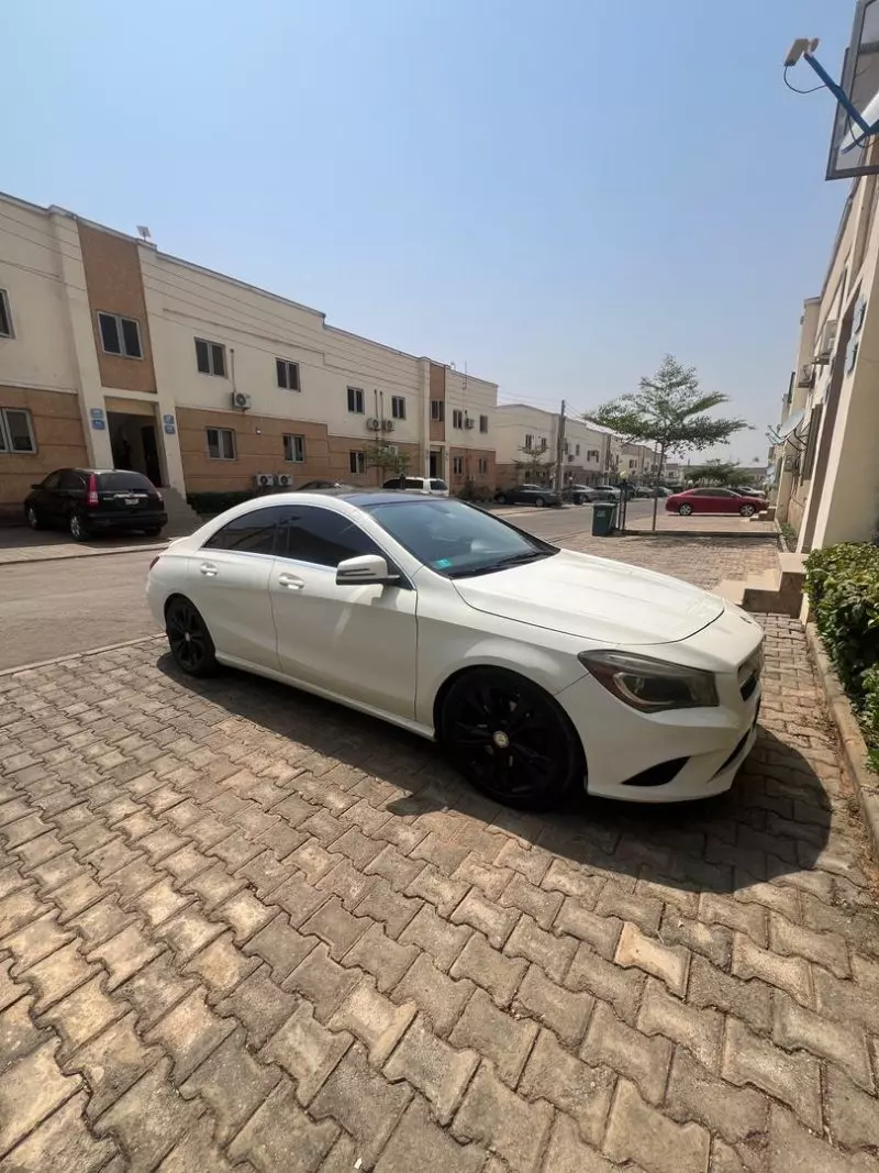 Mercedes-Benz CLA 250   - 2014