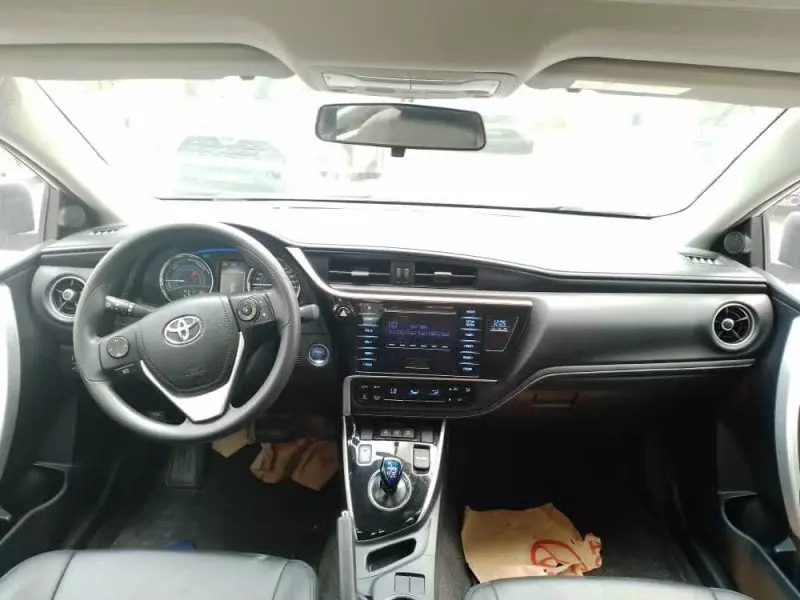 Toyota Corolla Hybrid    - 2019