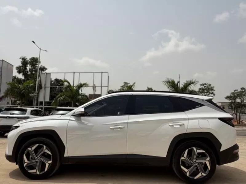 Hyundai Tucson   - 2021