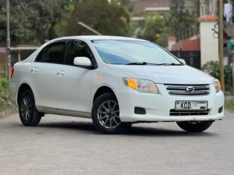 Toyota Axio    - 2008