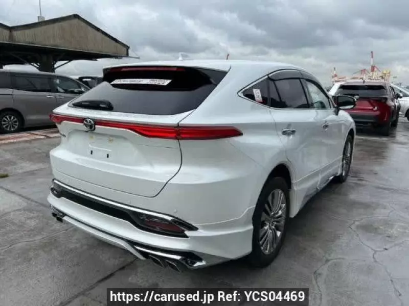 Toyota Harrier   - 2023