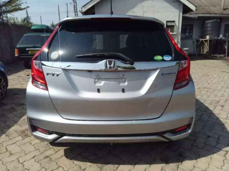 Honda Fit Hybrid    - 2022