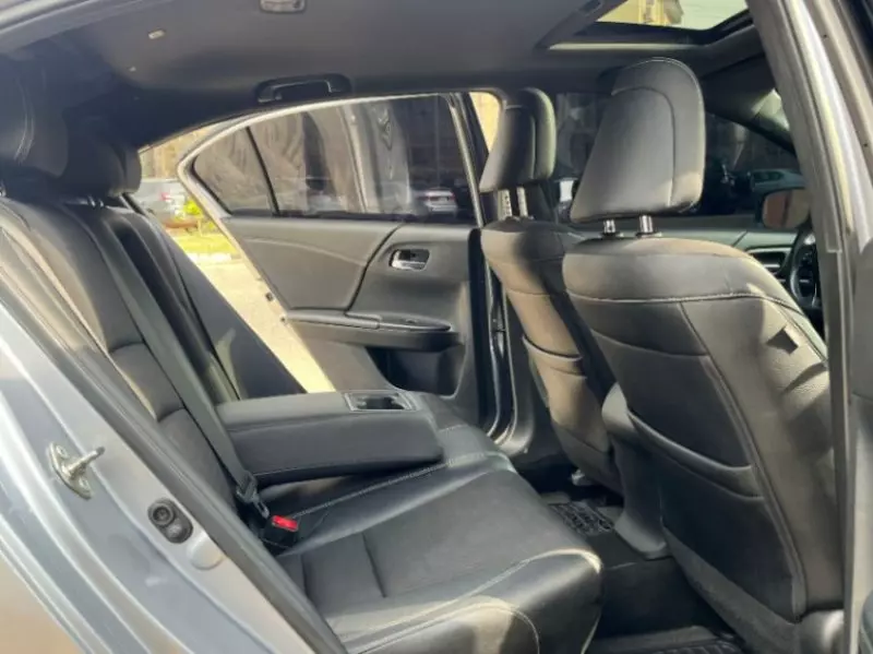 Honda Accord   - 2016