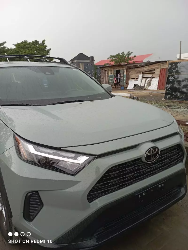 Toyota RAV4   - 2022