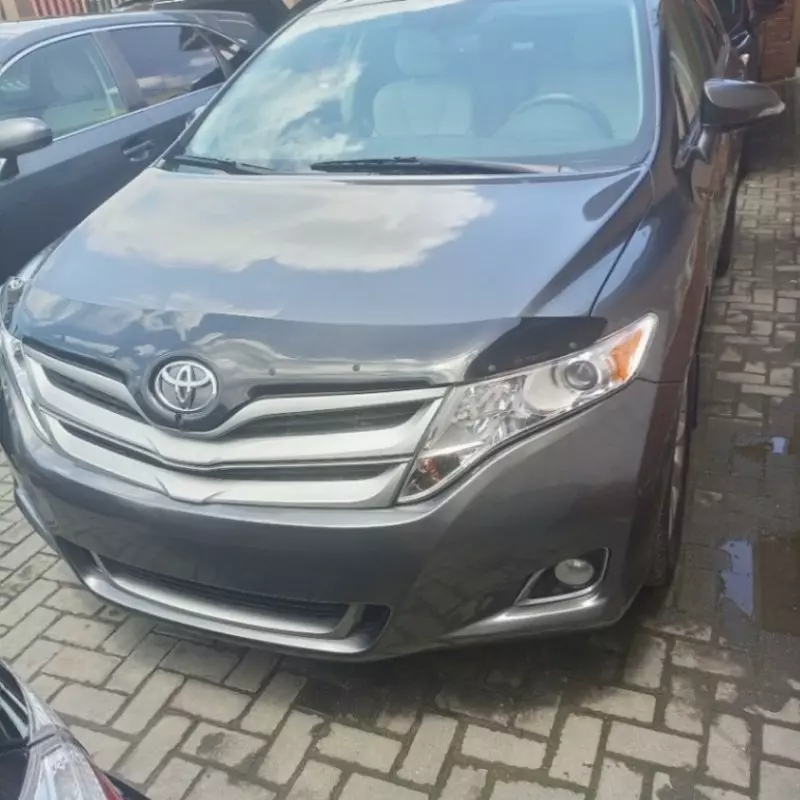 Toyota Venza   - 2014