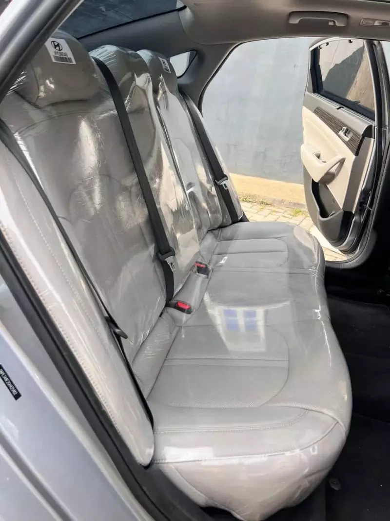 Hyundai Sonata   - 2016