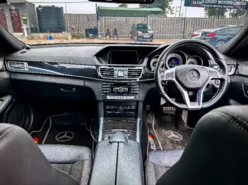 Mercedes-Benz E250   - 2015
